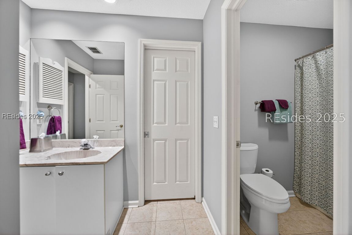 Hilton Head Island, South Carolina 29926, United States, 3 Bedrooms Bedrooms, ,2 BathroomsBathrooms,Residential,Pending,238251