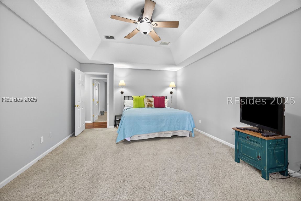 Hilton Head Island, South Carolina 29926, United States, 3 Bedrooms Bedrooms, ,2 BathroomsBathrooms,Residential,Pending,238251