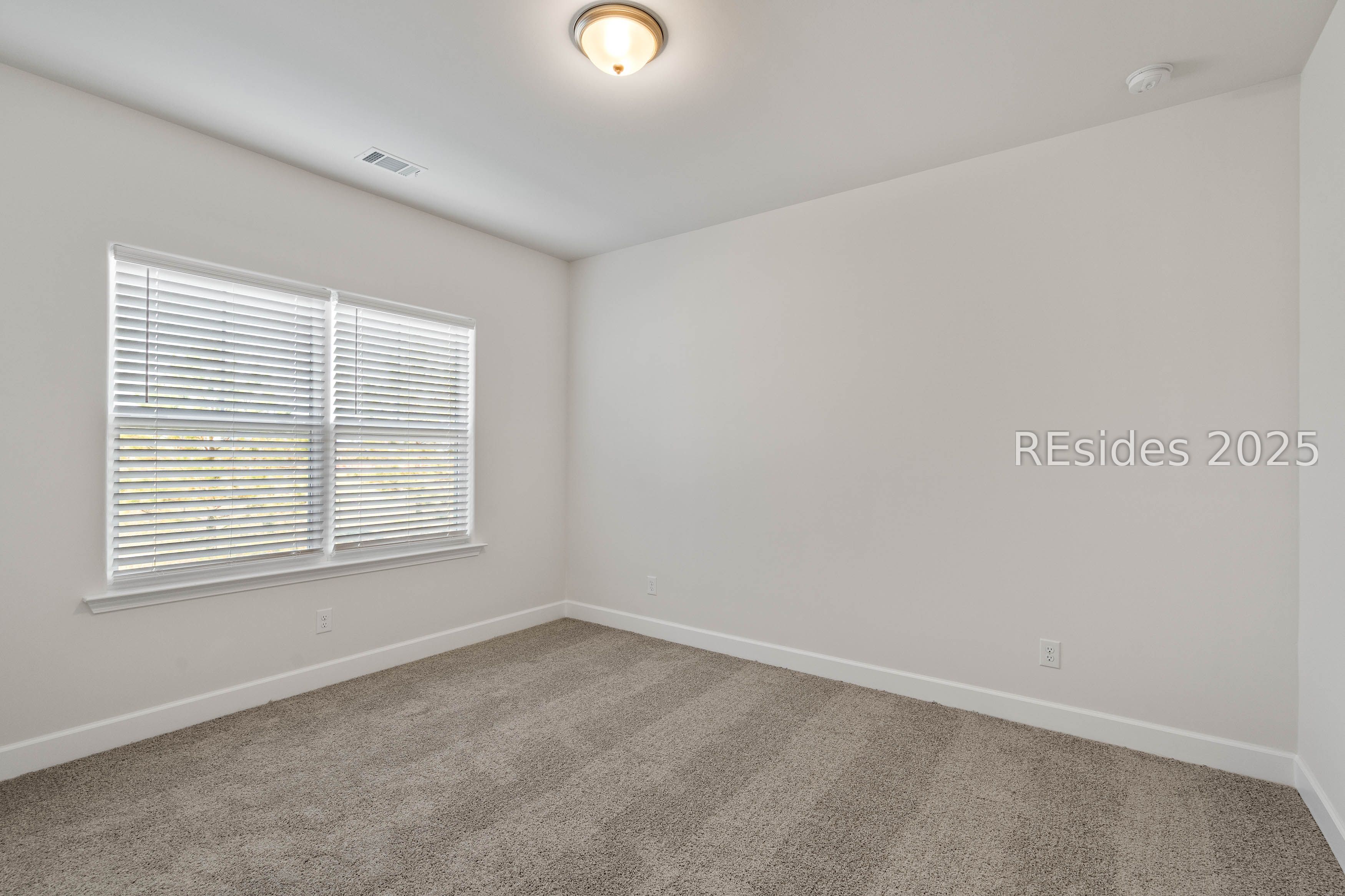 Ridgeland, South Carolina 29936, United States, 3 Bedrooms Bedrooms, ,3 BathroomsBathrooms,Residential,Active,25904