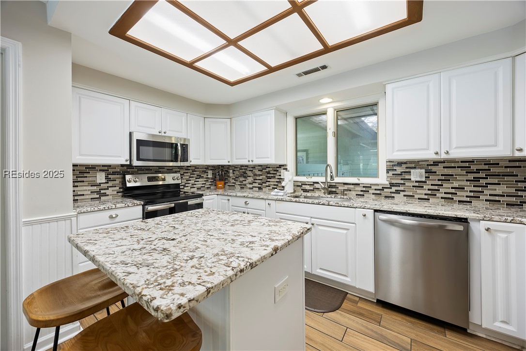 21 Raintree Lane, Hilton Head Island, Texas image 6