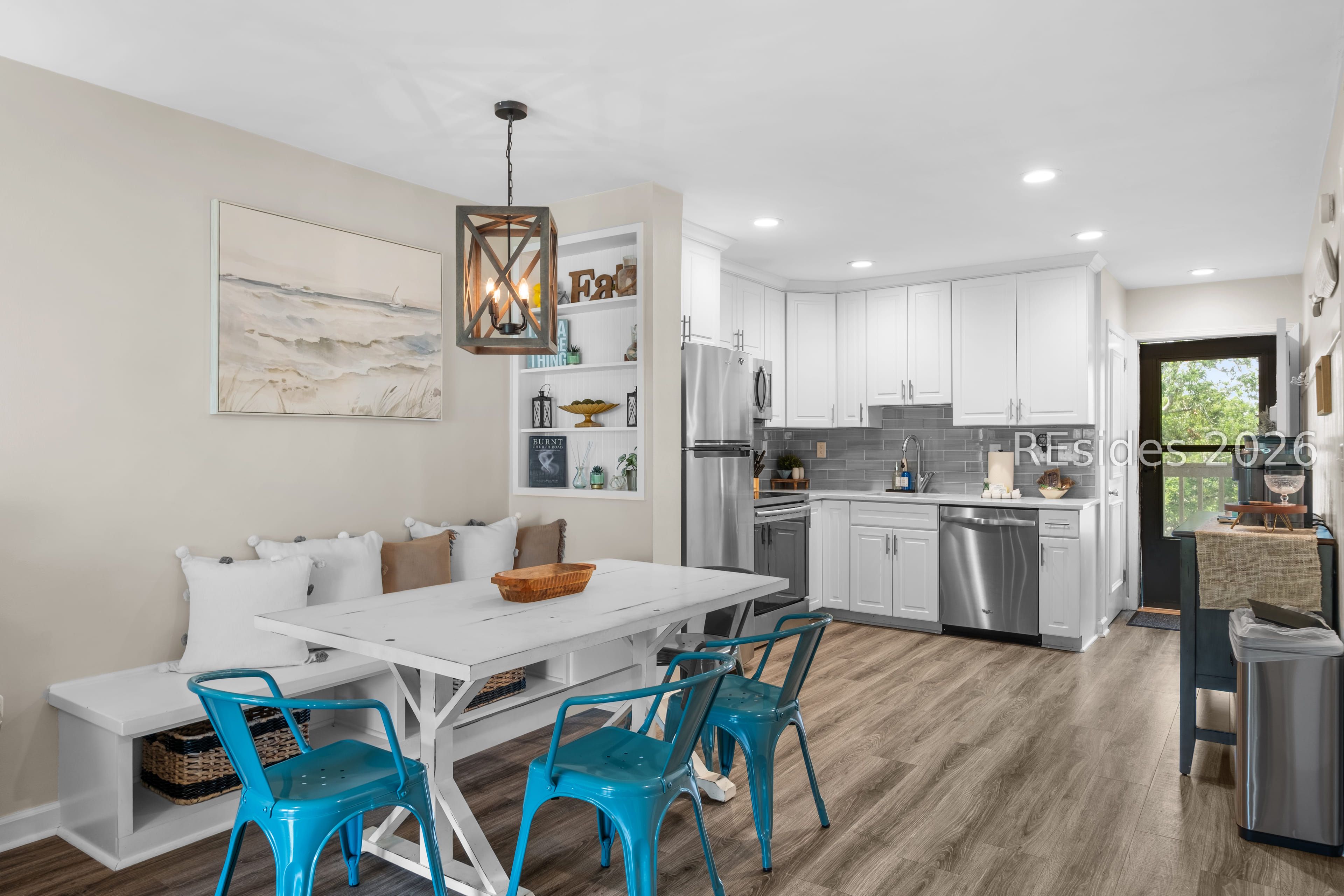 239 Beach City Road - Photo 4
