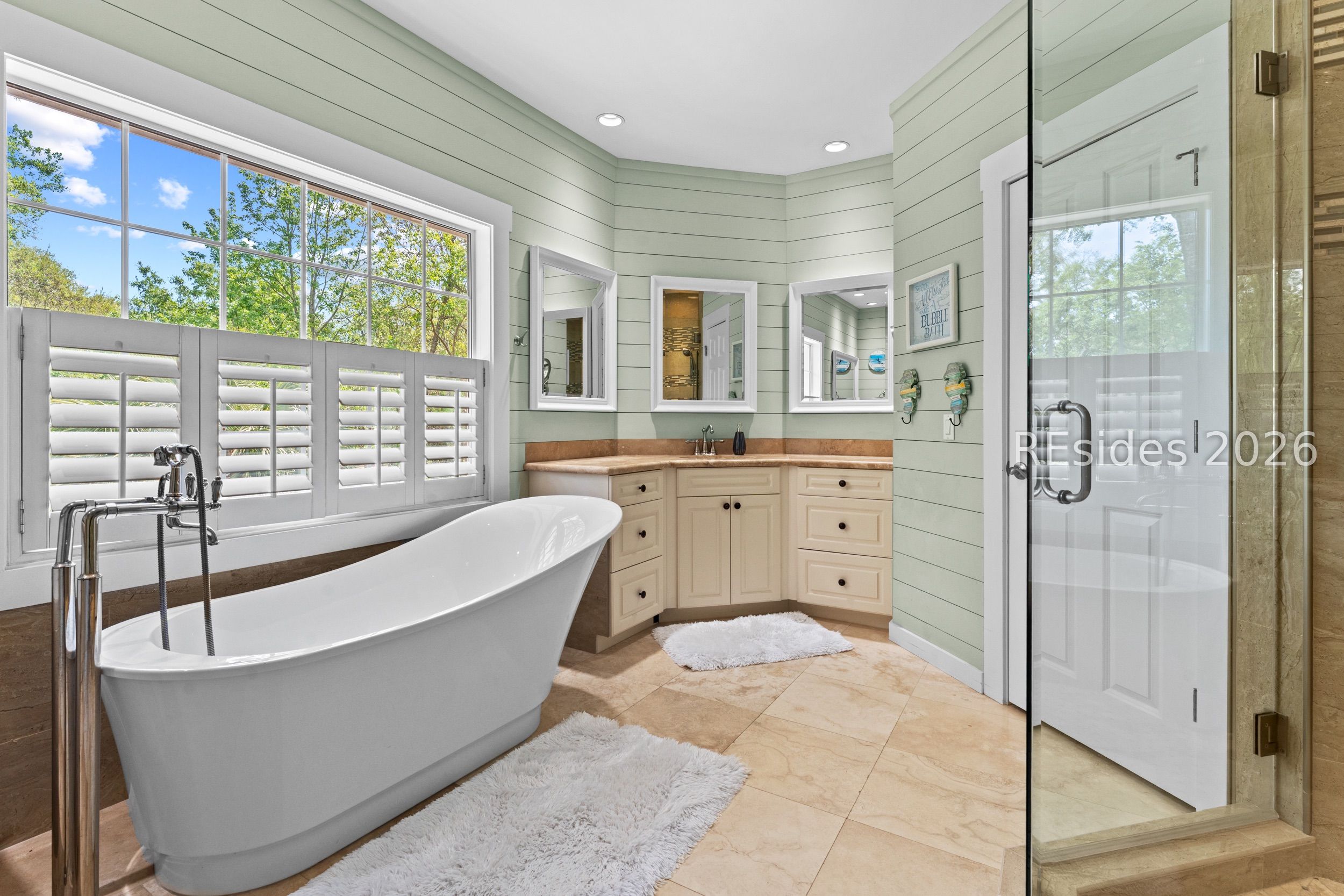 Hilton Head Island, South Carolina, 29926, United States, 5 Bedrooms Bedrooms, ,4 BathroomsBathrooms,Residential,Active,2035098