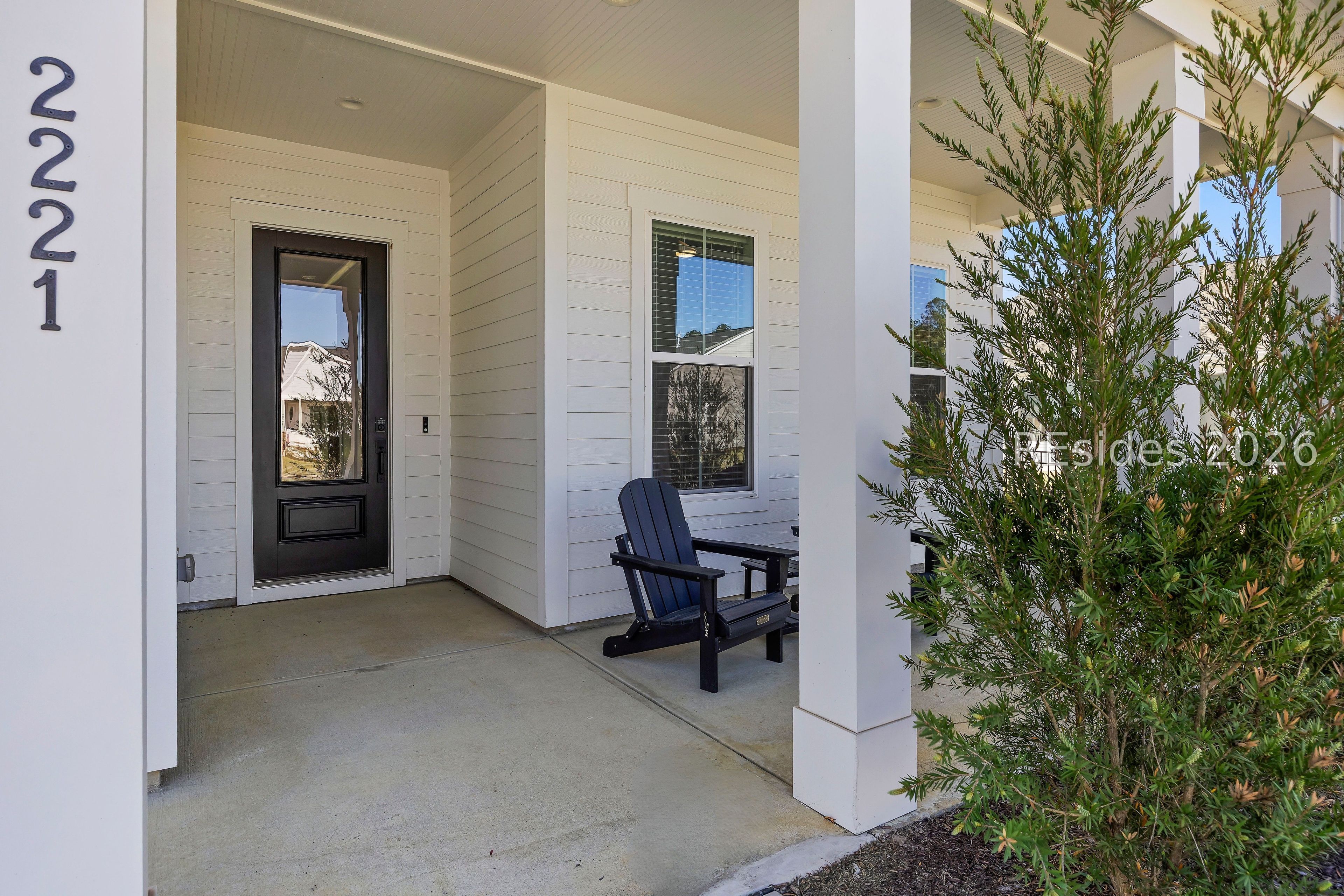 2221 Laurel Oak Avenue