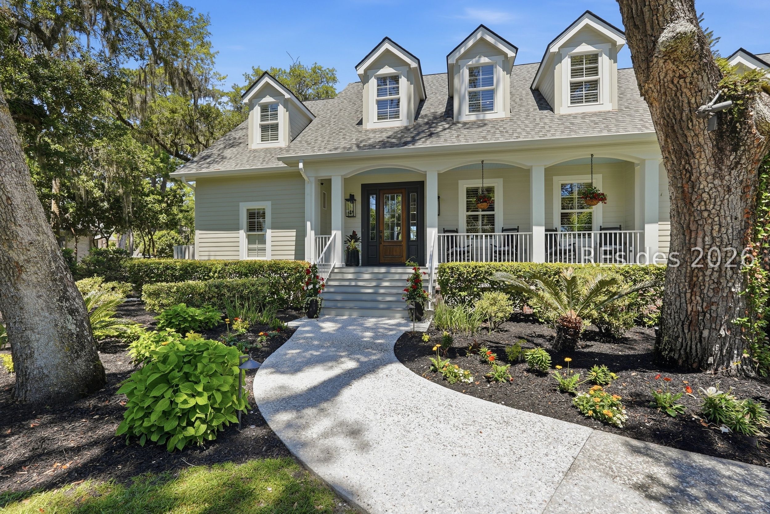 7 Peninsula Drive