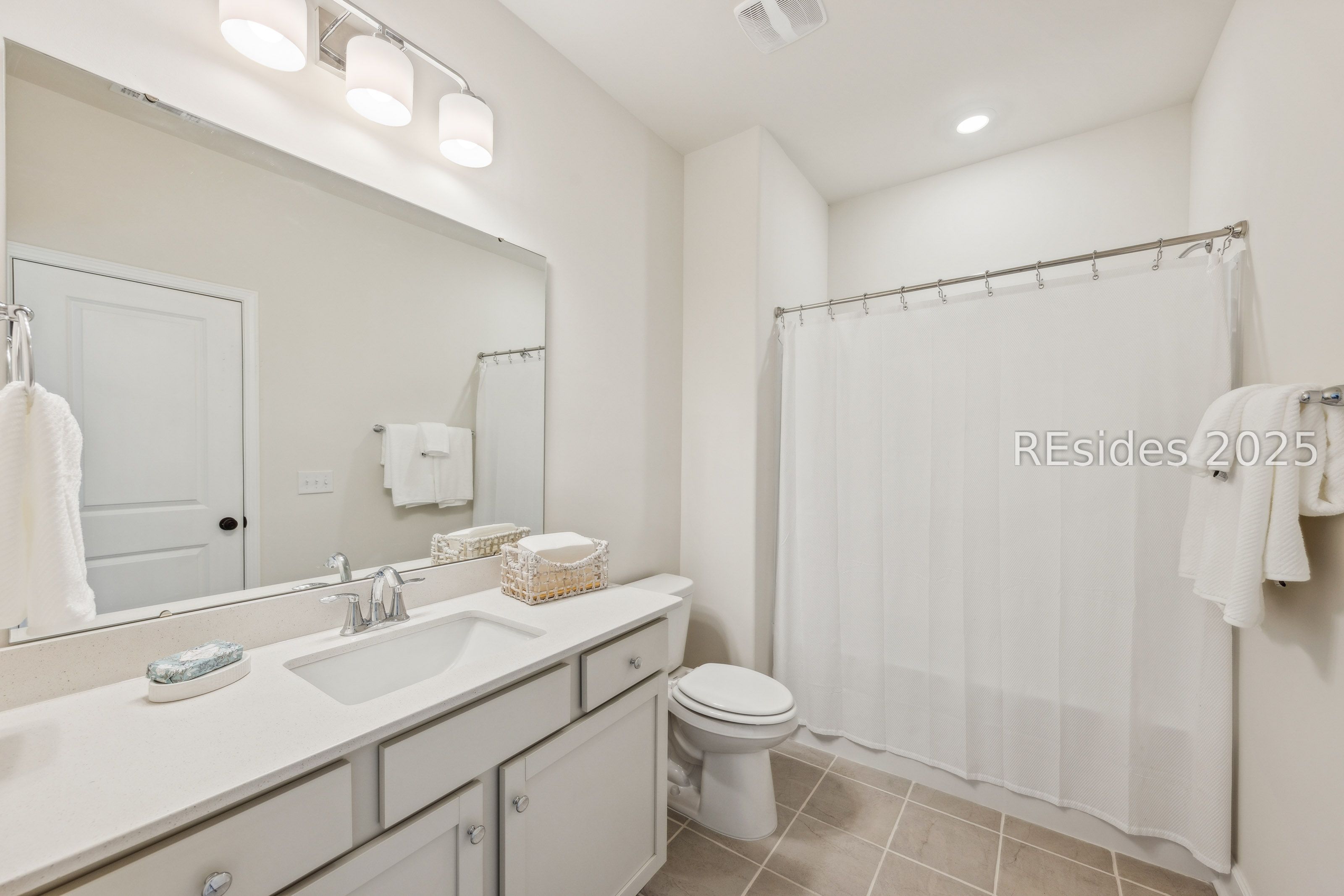 Ridgeland, South Carolina 29936, United States, 3 Bedrooms Bedrooms, ,3 BathroomsBathrooms,Residential,Active,25912