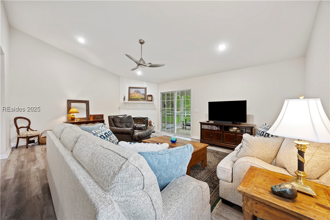 9 Lakeside Drive, Bluffton, South Carolina image 14