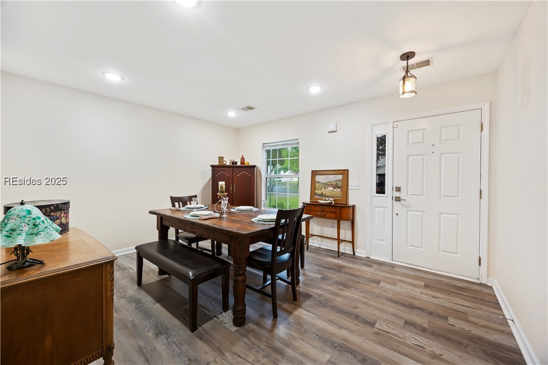 9 Lakeside Drive, Bluffton, South Carolina image 3