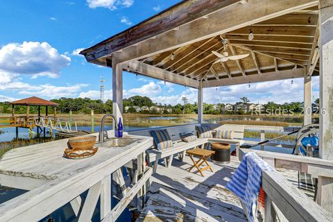 Homes For Sale - 201 Jonesville Road<br/> Hilton Head Island, SC 29926