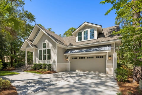 Homes For Sale - 10 Fox Lane<br/> Hilton Head Island, SC 29928