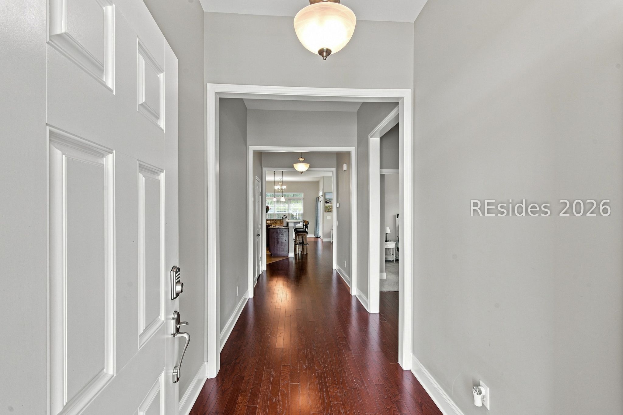 190 White Crescent Circle