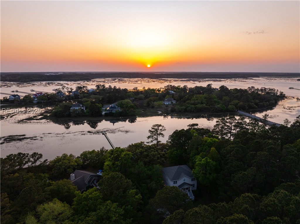 Beaufort, South Carolina 29907, United States, 4 Bedrooms Bedrooms, ,5 BathroomsBathrooms,Residential,Active,17419