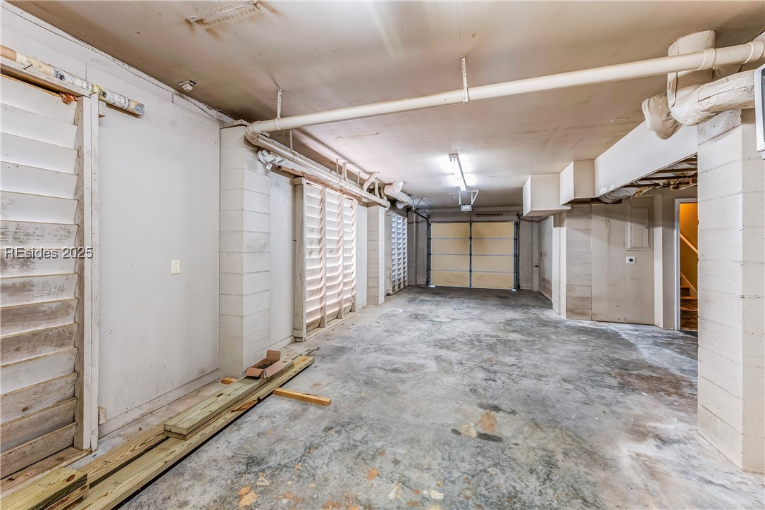 Beaufort, South Carolina 29907, United States, 4 Bedrooms Bedrooms, ,5 BathroomsBathrooms,Residential,Active,17419