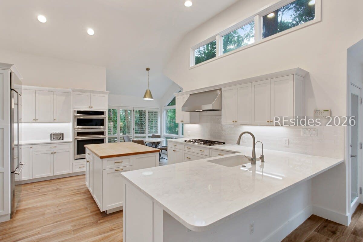 Hilton Head Island, South Carolina, 29928, United States, 5 Bedrooms Bedrooms, ,6 BathroomsBathrooms,Residential,Active,2036152