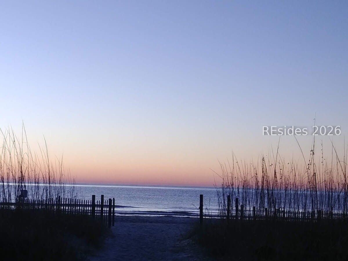 Hilton Head Island, South Carolina, 29928, United States, 5 Bedrooms Bedrooms, ,6 BathroomsBathrooms,Residential,Active,2036152