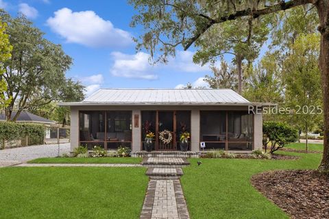 Homes For Sale - 38 Boundary Street<br/> Bluffton, SC 29910