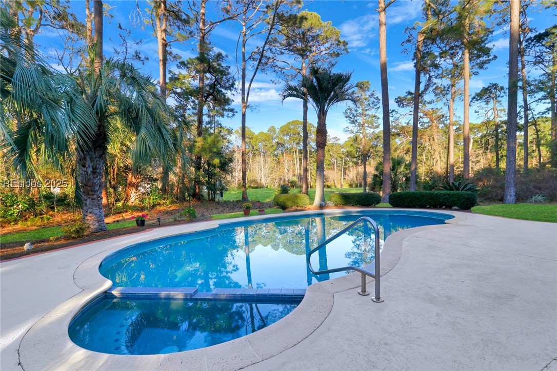 32 Oyster Rake Lane, Hilton Head Island, South Carolina image 2