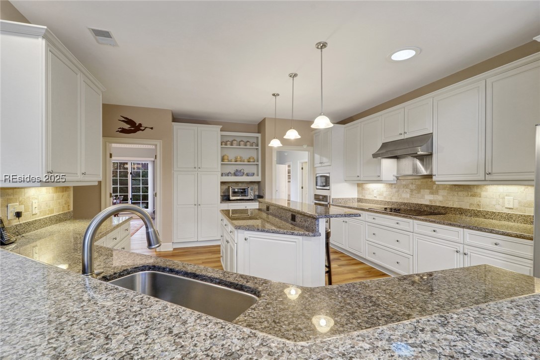 32 Oyster Rake Lane, Hilton Head Island, South Carolina image 20
