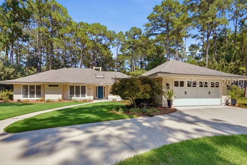 Homes For Sale - 29 Pheasant Run<br/> Hilton Head Island, SC 29926