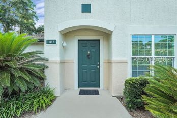 Condominium at 897 Fording Island Road