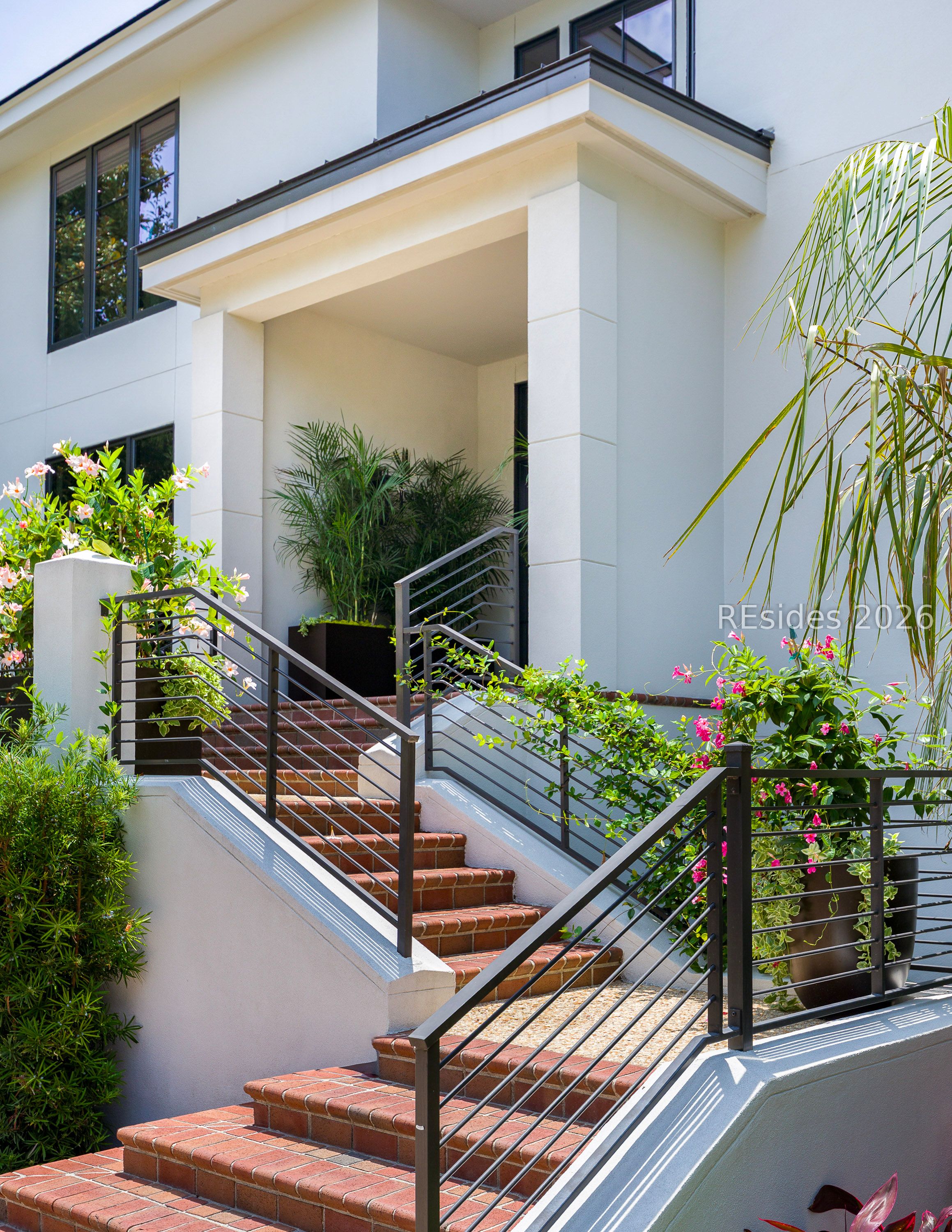 14 Castlebridge Court