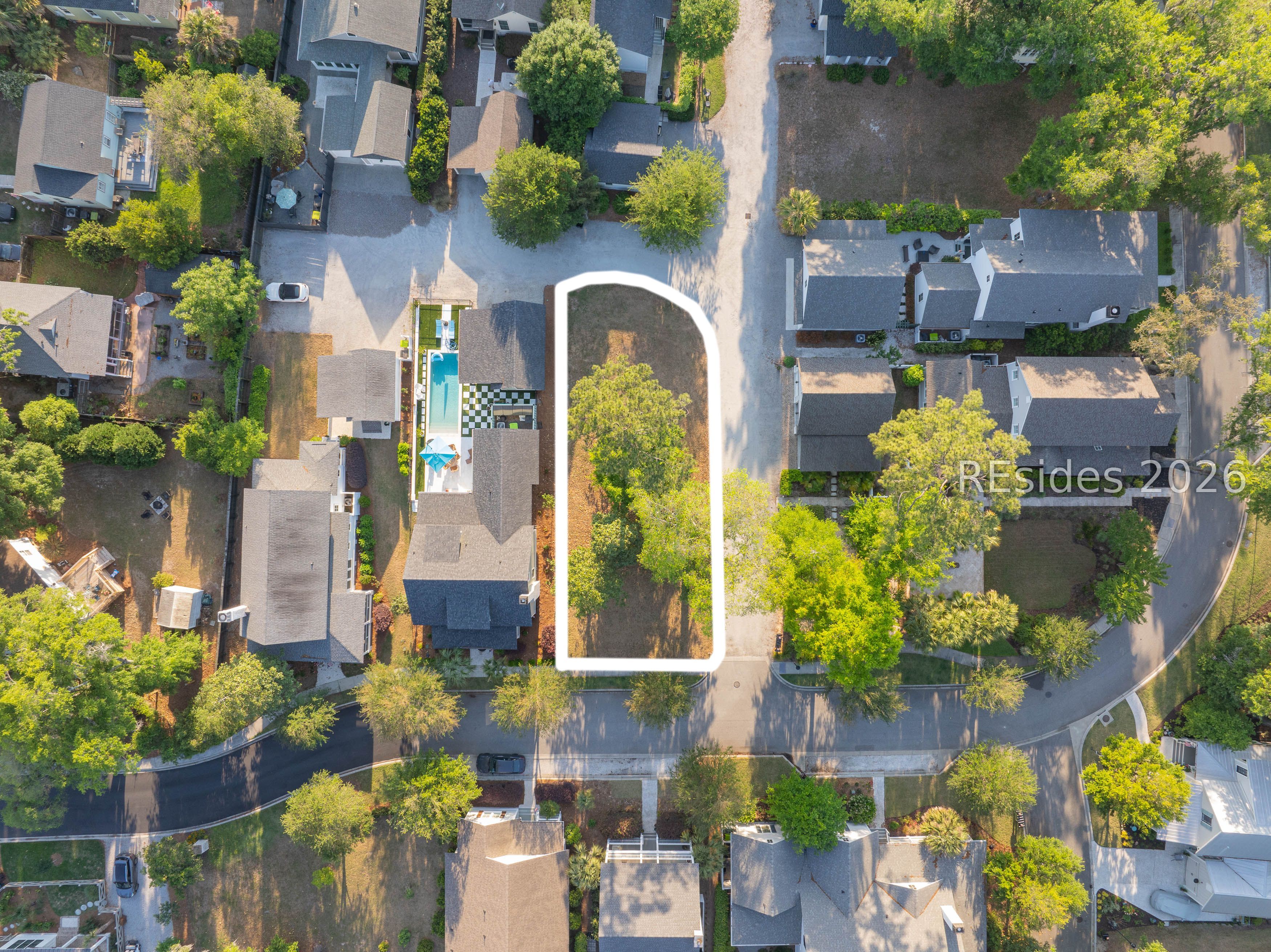 Photo 1 of 8 — 518 Water Street, Beaufort, SC 29902