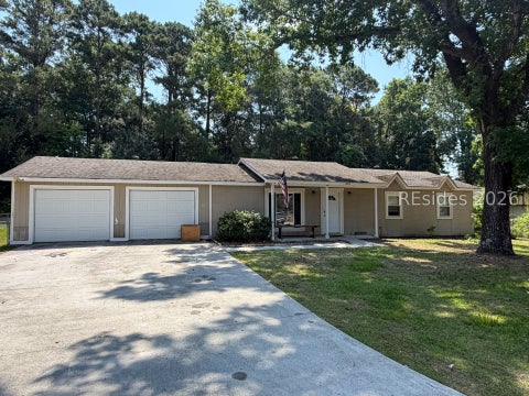 Homes For Sale - 1993 Colonial Avenue<br/> Beaufort, SC 29906
