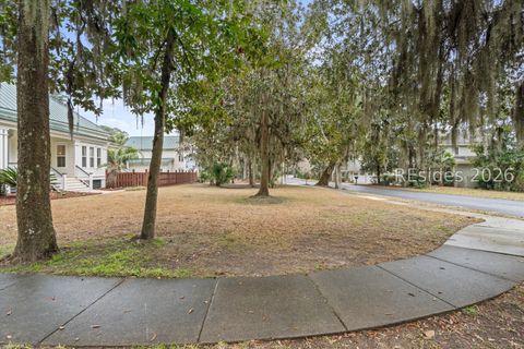 Vacant Land For Sale - 90 Gautier Place<br/> Beaufort, SC 29902