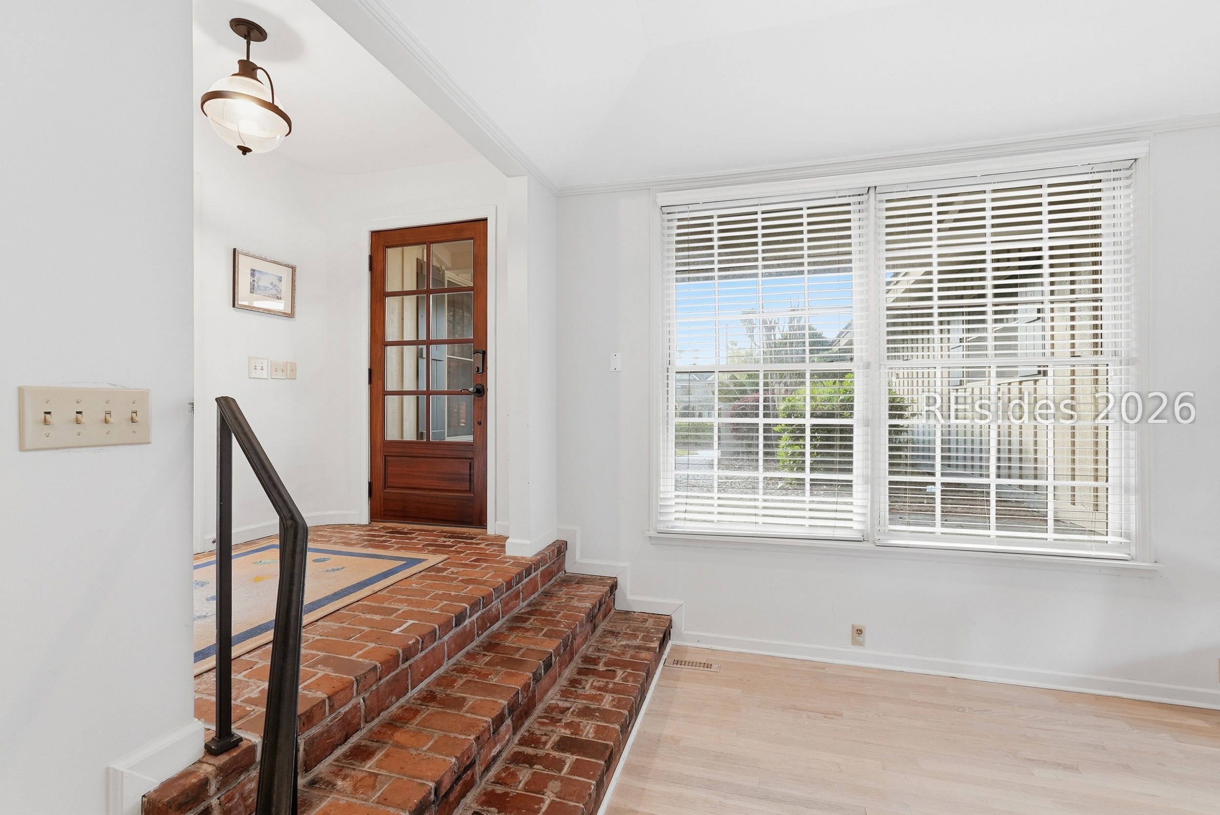 28 W Beach Lagoon Road