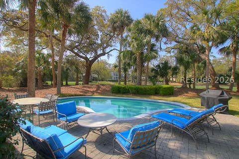 Homes For Sale - 28 W Beach Lagoon Road<br/> Hilton Head Island, SC 29928