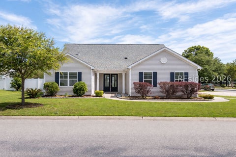 Homes For Sale - 225 Waterstone Way<br/> Bluffton, SC 29910