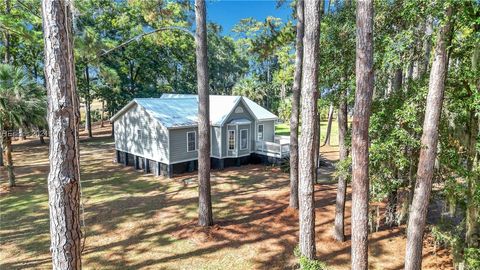 A home in Daufuskie Island