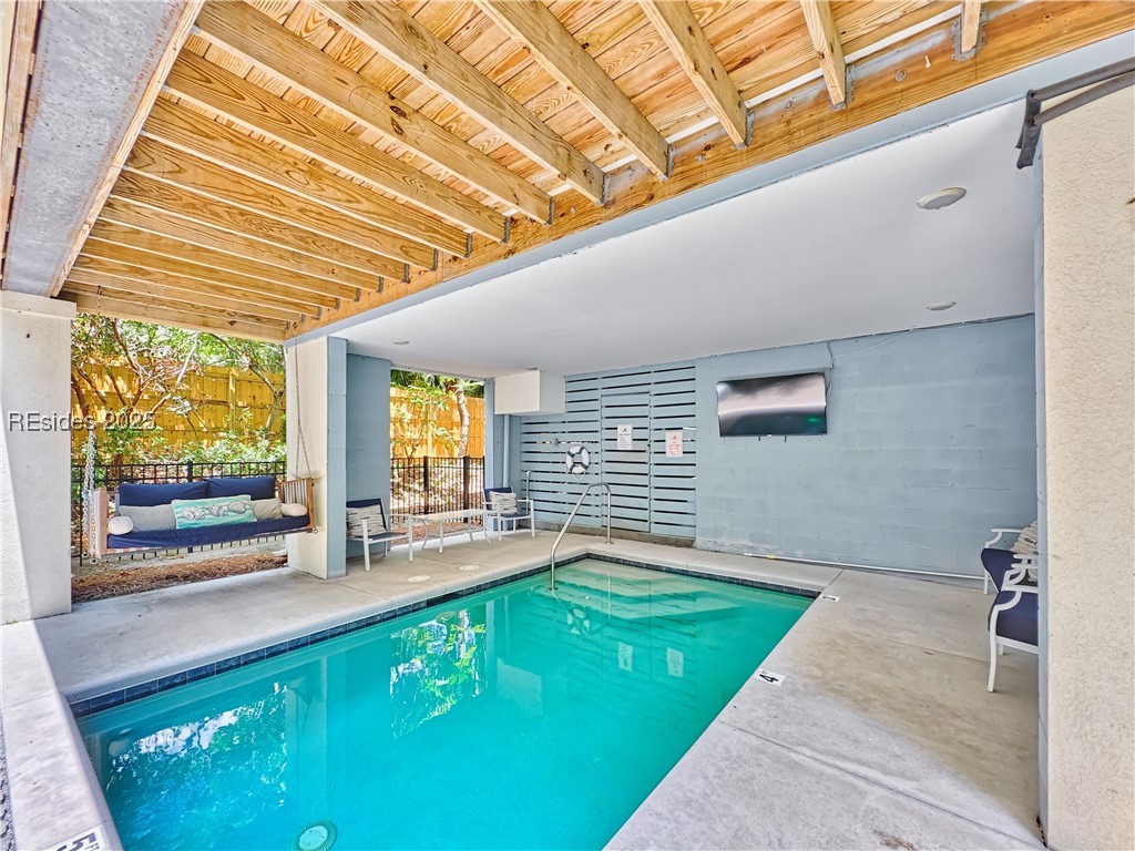 Hilton Head Island, South Carolina, 29928, United States, 5 Bedrooms Bedrooms, ,4 BathroomsBathrooms,Residential,Active,1973536
