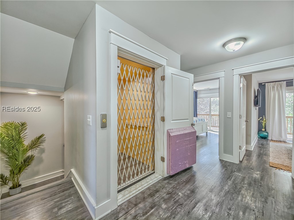 101 Sandcastle Court