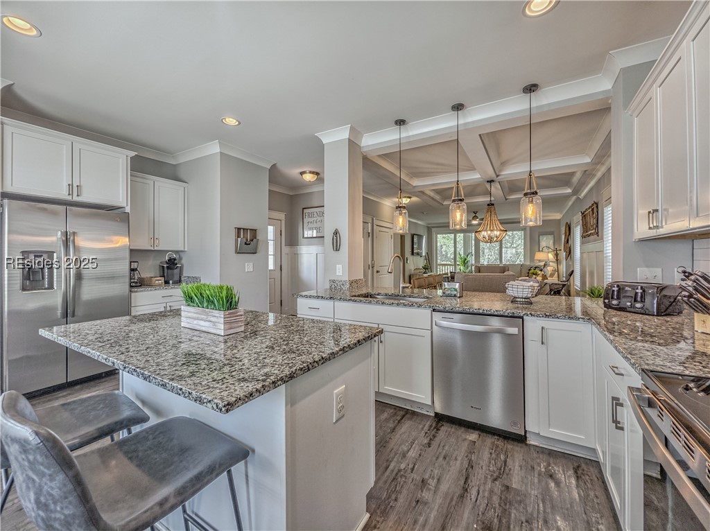 Hilton Head Island, South Carolina, 29928, United States, 5 Bedrooms Bedrooms, ,4 BathroomsBathrooms,Residential,Active,1973536