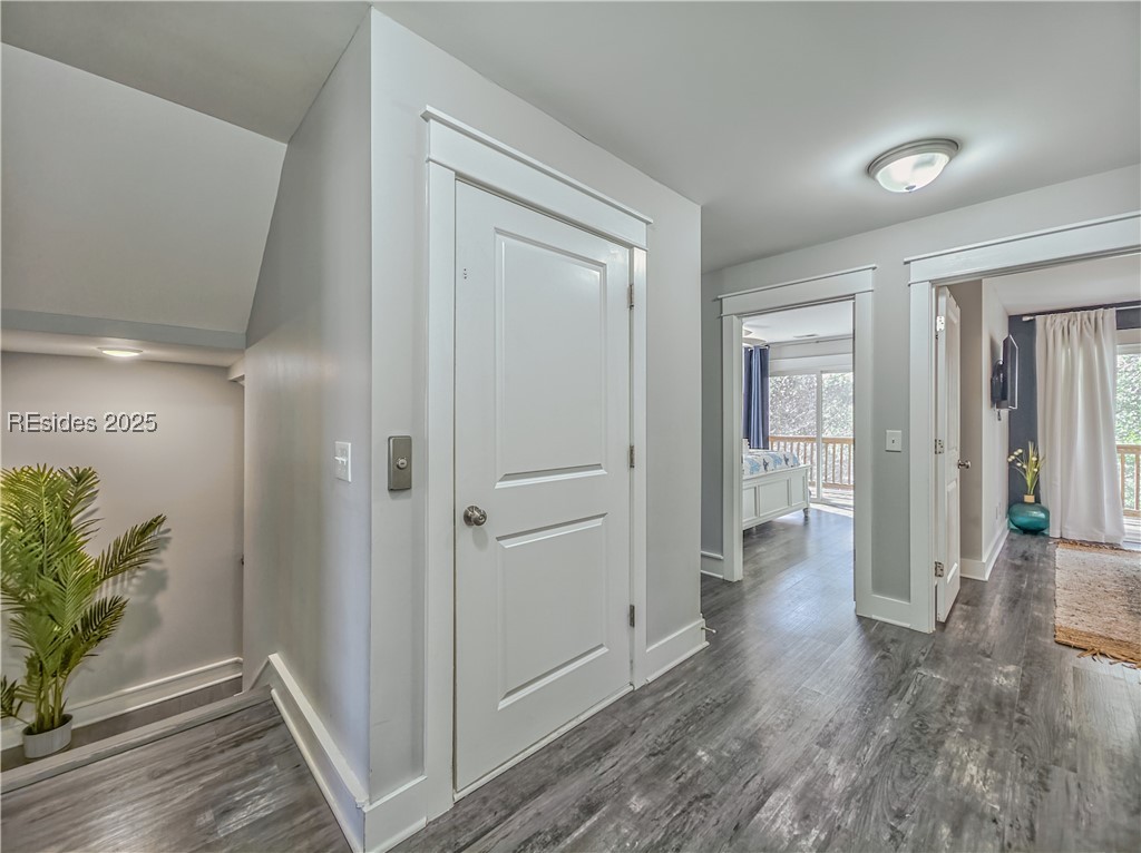 Hilton Head Island, South Carolina, 29928, United States, 5 Bedrooms Bedrooms, ,4 BathroomsBathrooms,Residential,Active,1973536