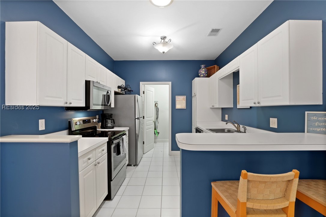 Hilton Head Island, South Carolina 29928, United States, 3 Bedrooms Bedrooms, ,3 BathroomsBathrooms,Residential,Active,110016