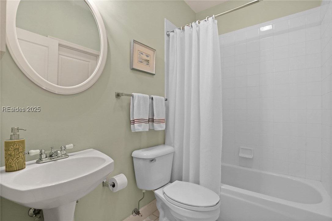 Hilton Head Island, South Carolina 29928, United States, 3 Bedrooms Bedrooms, ,3 BathroomsBathrooms,Residential,Active,110016