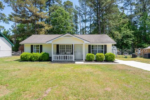 Homes For Sale - 3 Burlington Circle<br/> Beaufort, SC 29906