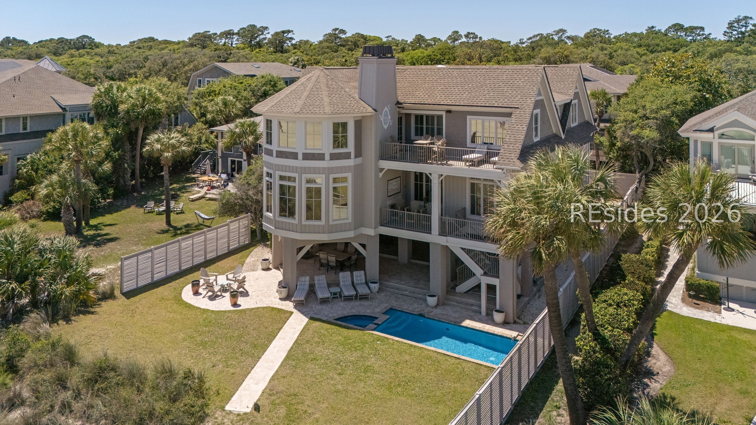 77 Dune Lane