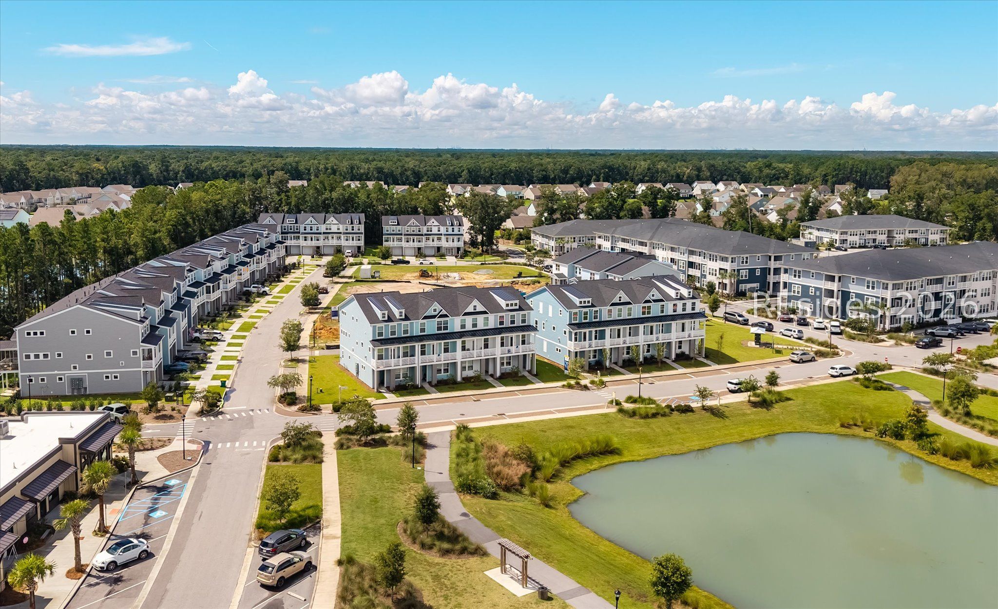 416 Parkside Commons