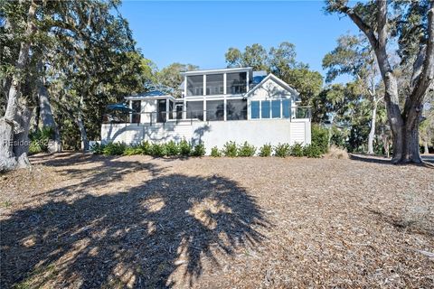 A home in Daufuskie Island