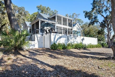 A home in Daufuskie Island