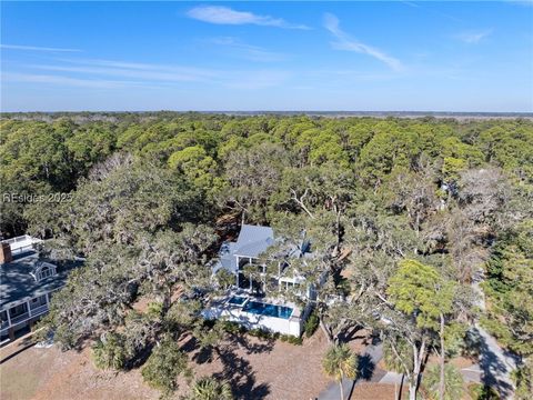 A home in Daufuskie Island