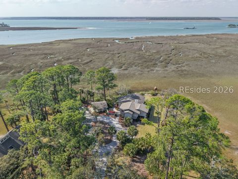 Homes For Sale - 18 Nautilas Road<br/> Hilton Head Island, SC 29928