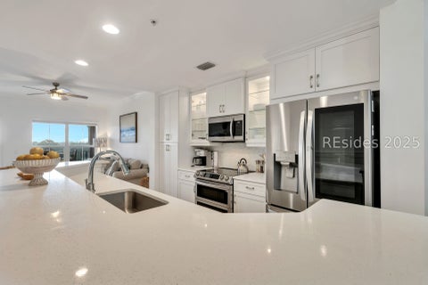 Condo For Sale - 3 N Forest Beach #502<br/> Hilton Head Island, SC 29928