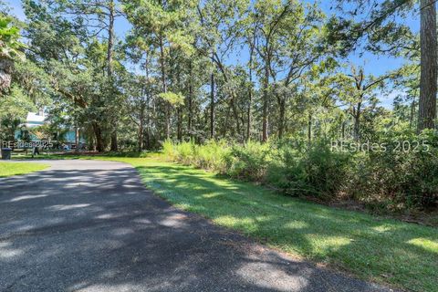 Vacant Land For Sale - 8 Freeport Court<br/> Daufuskie Island, SC 29915