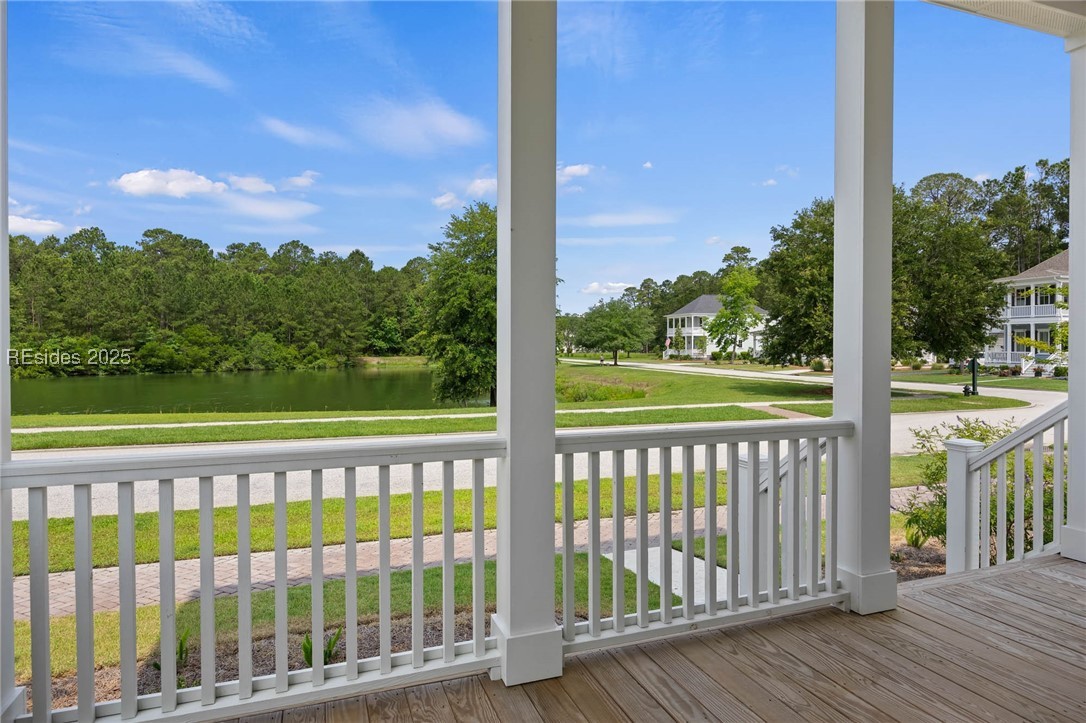 10 Skipperling Lane, Bluffton, Texas image 4