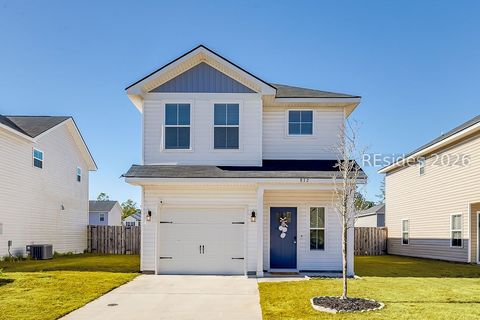 Homes For Sale - 872 Grayson Avenue<br/> Liberty County, Hinesville, GA 31313