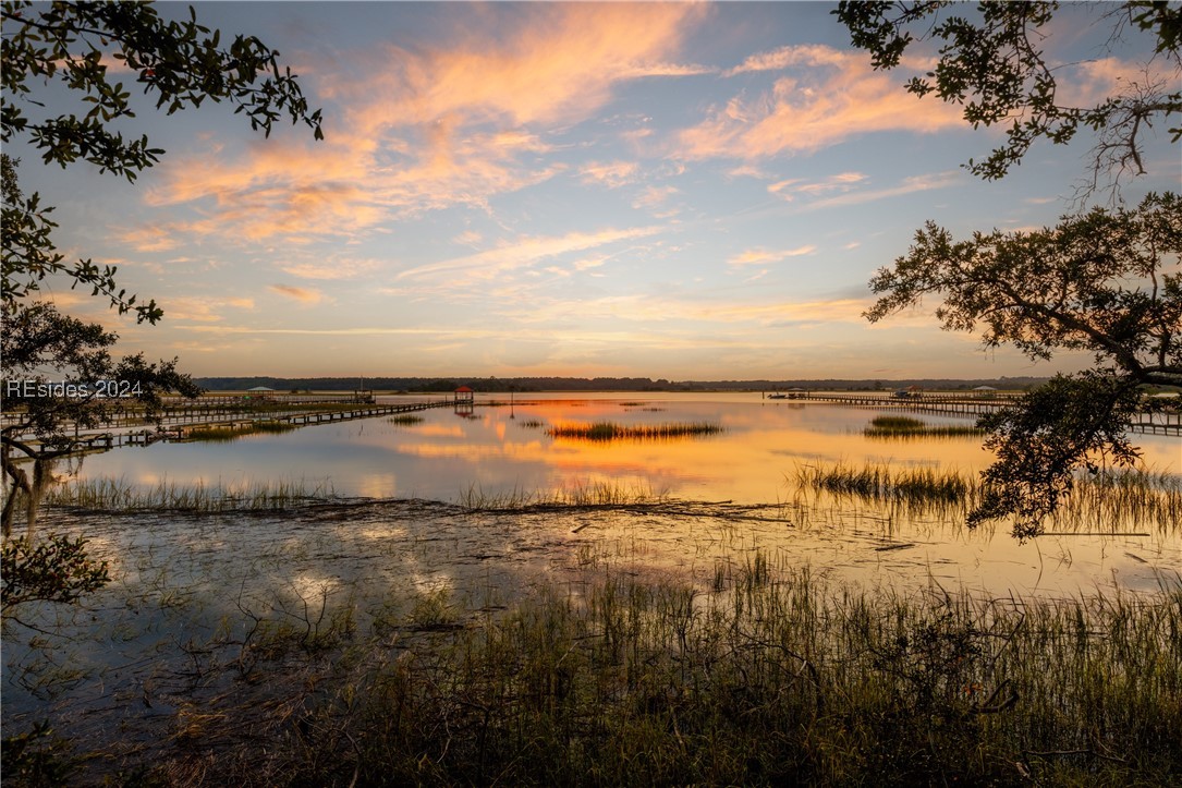 68 W River Drive, Beaufort, South Carolina image 1