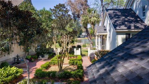 A home in Daufuskie Island